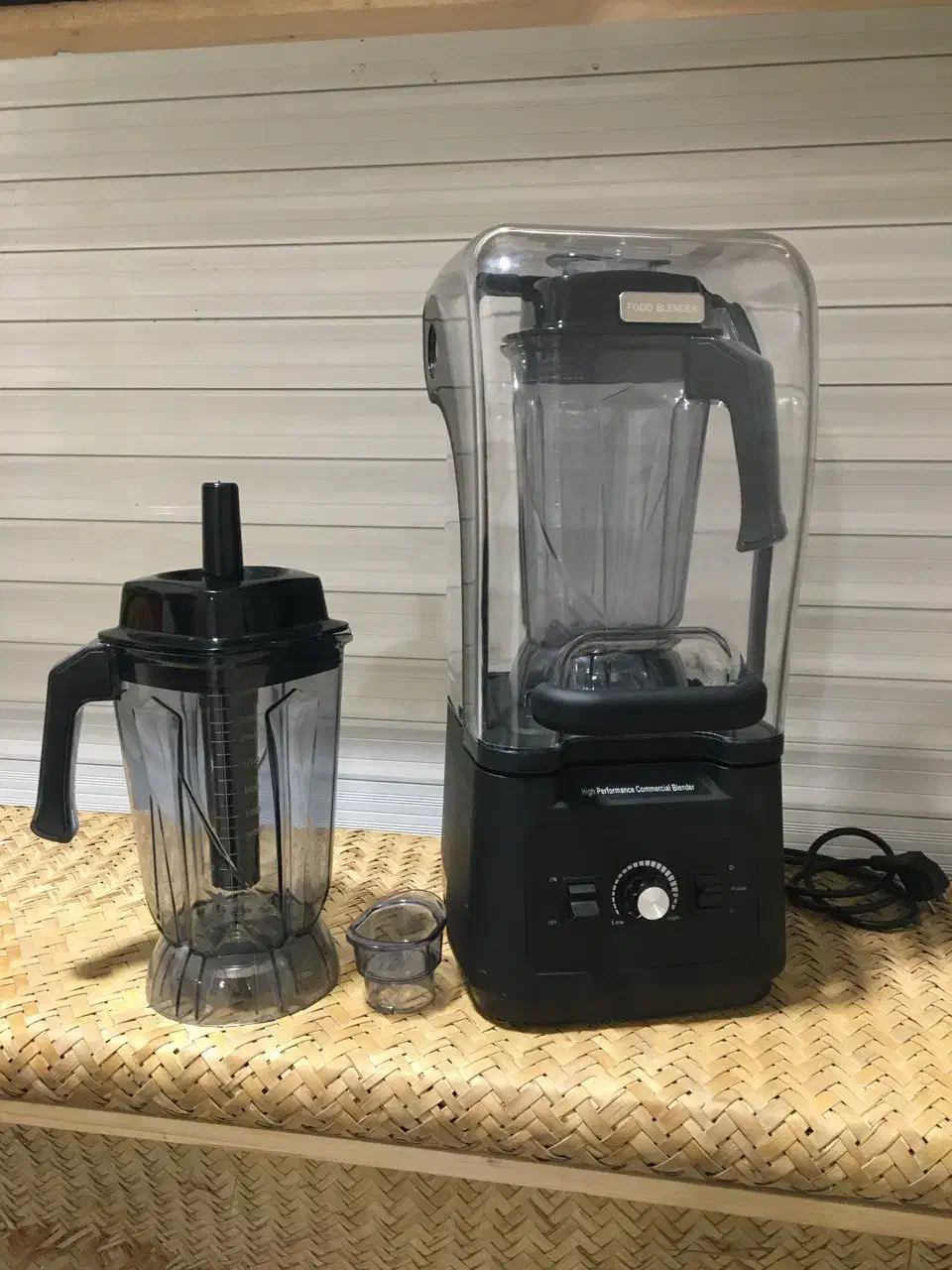 مخلوط کن2.5لیتری کاوردارstarوآبمیوه گیری دستی|کافی‌شاپ و رستوران|ری, دیلمان|دیوار