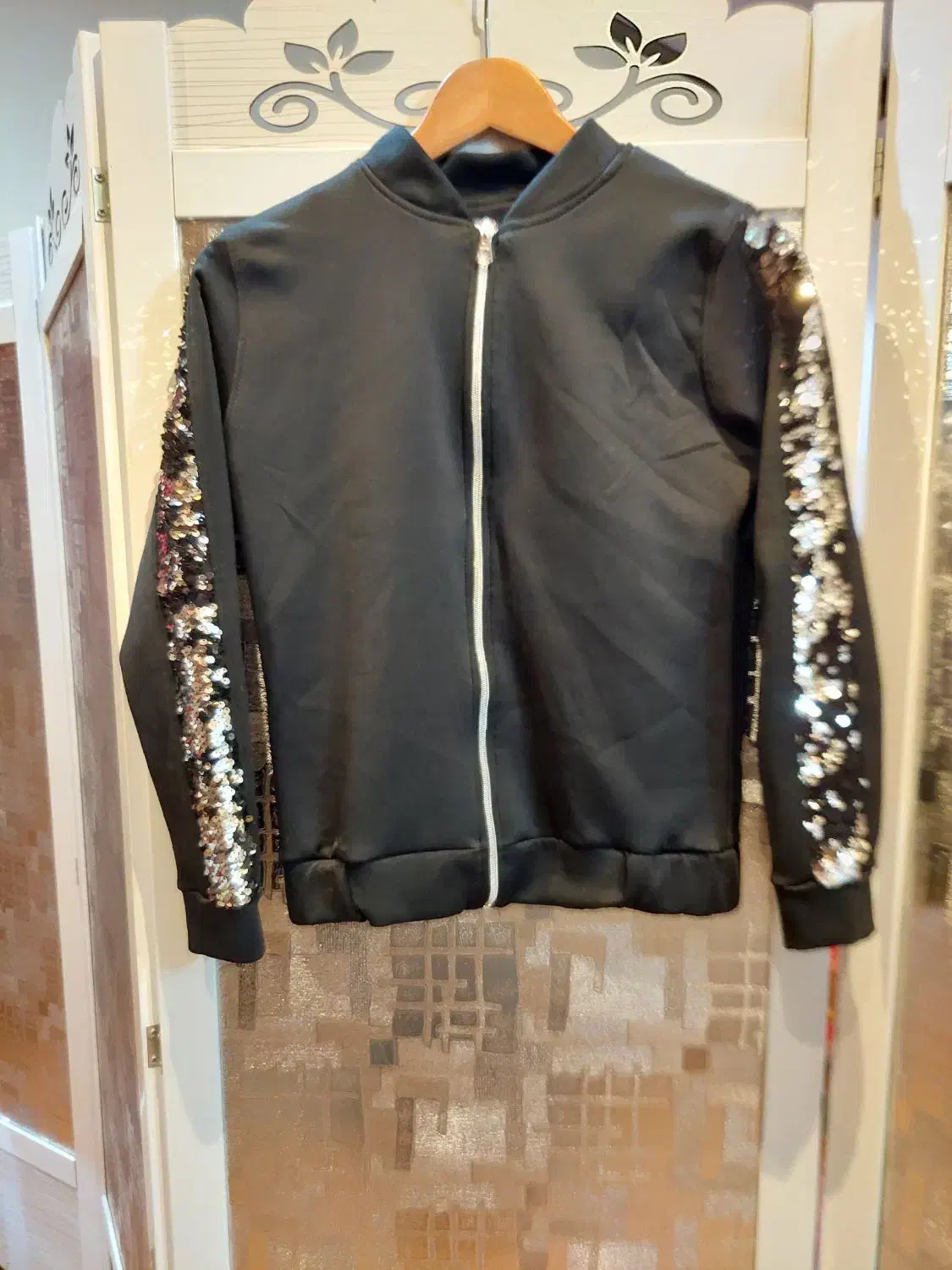 لباسهای زنانه|لباس|رشت, گلسار|دیوار