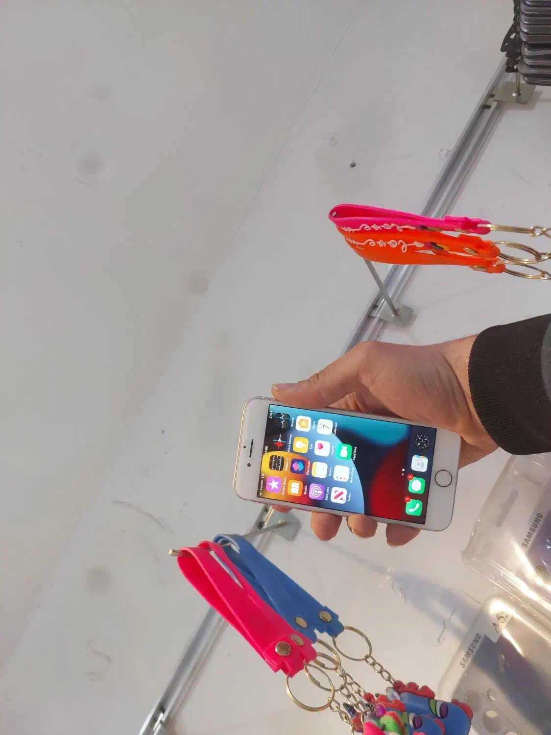 آیفون 7 128 تمیز درحدنوبه همراه هدیه۱سرور|موبایل|قم, عمار یاسر|دیوار