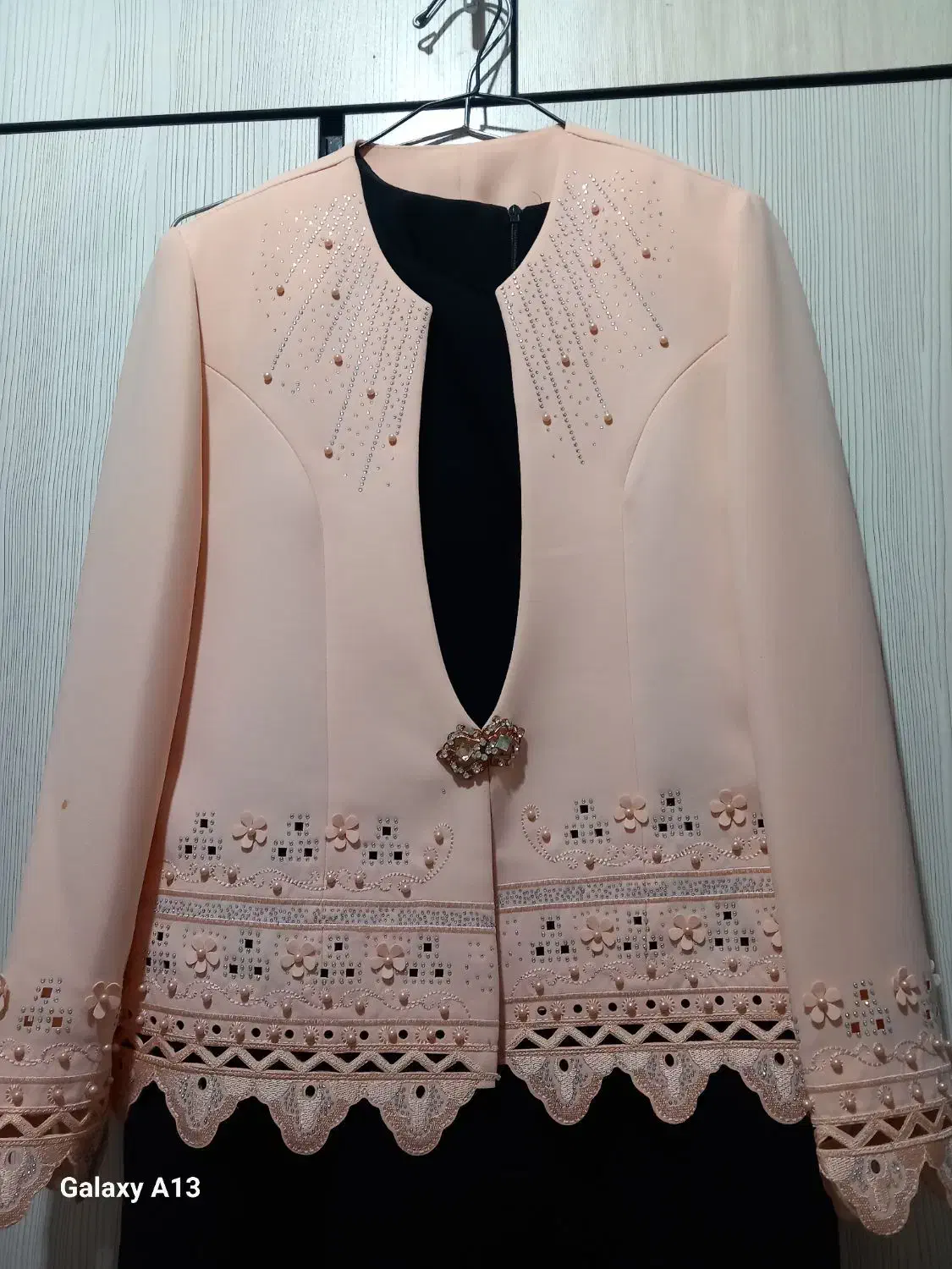 کت دامن|لباس|هشتگرد, هشتگرد قدیم|دیوار