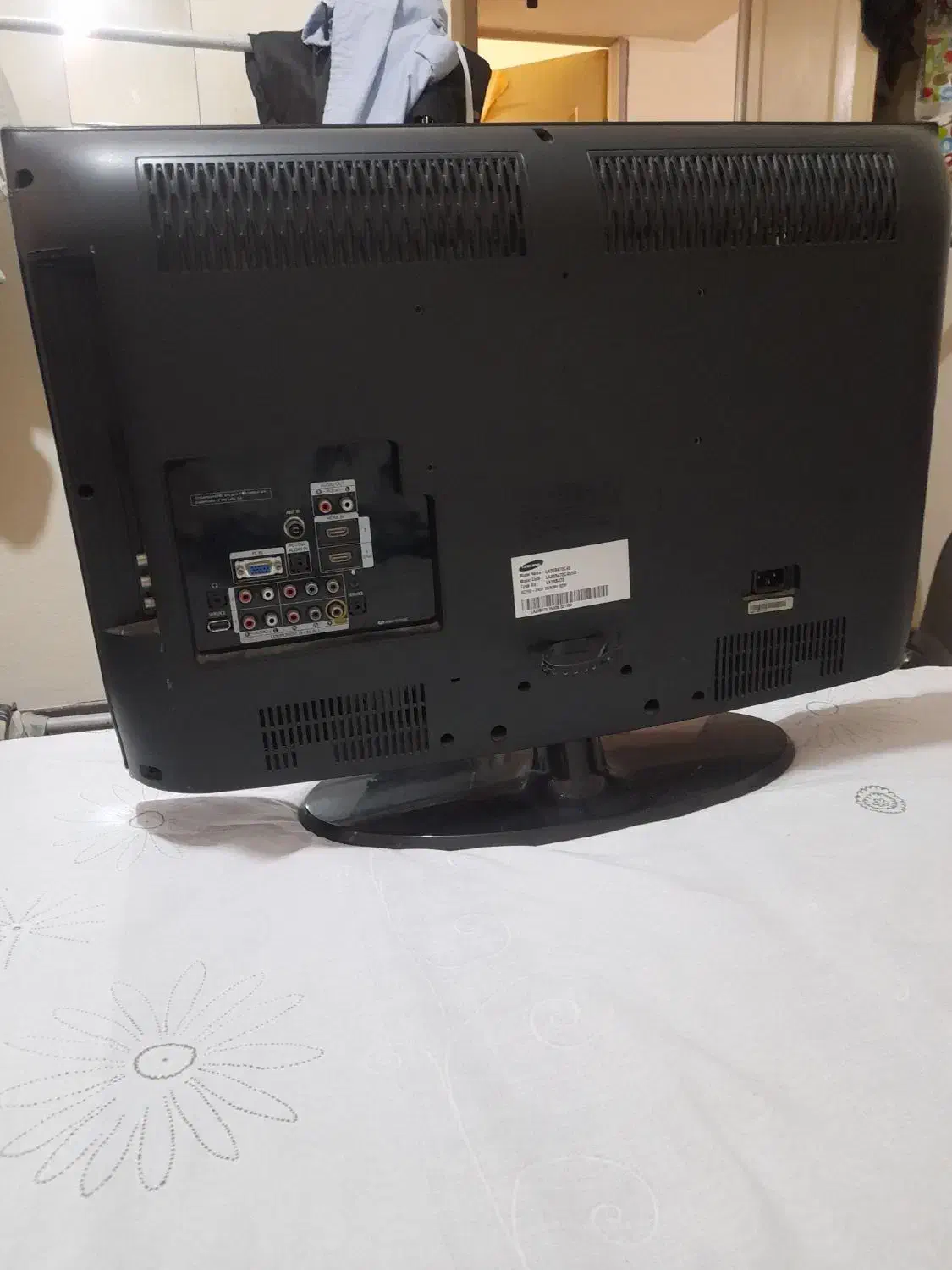 تلویزیون ال سی دی سامسونگ ۲۶پلاسما|تلویزیون و پروژکتور|پرند, فاز ۶|دیوار