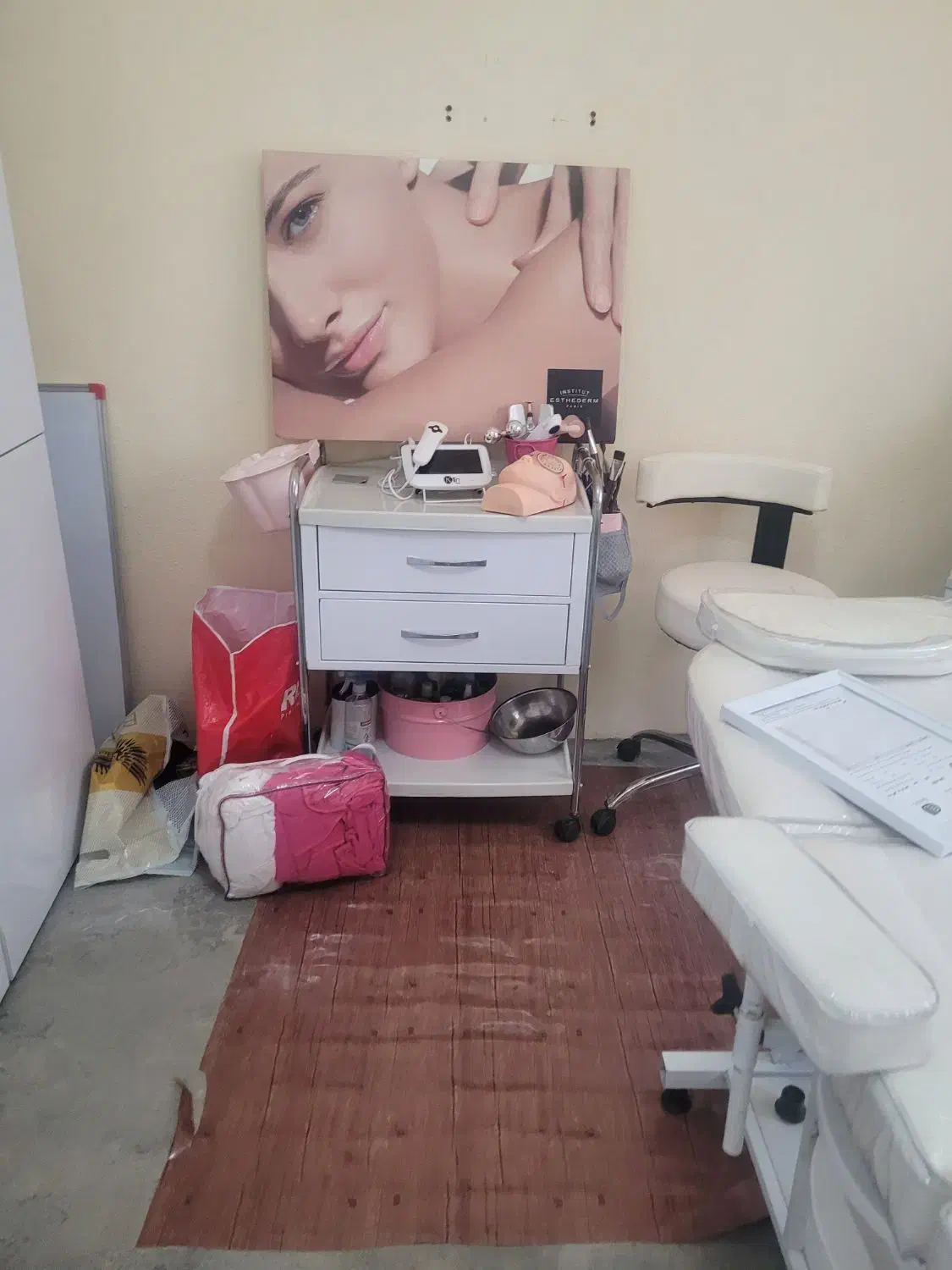 لوازم پاکسازی پوست|آرایشی، بهداشتی، درمانی|سرخرود, |دیوار