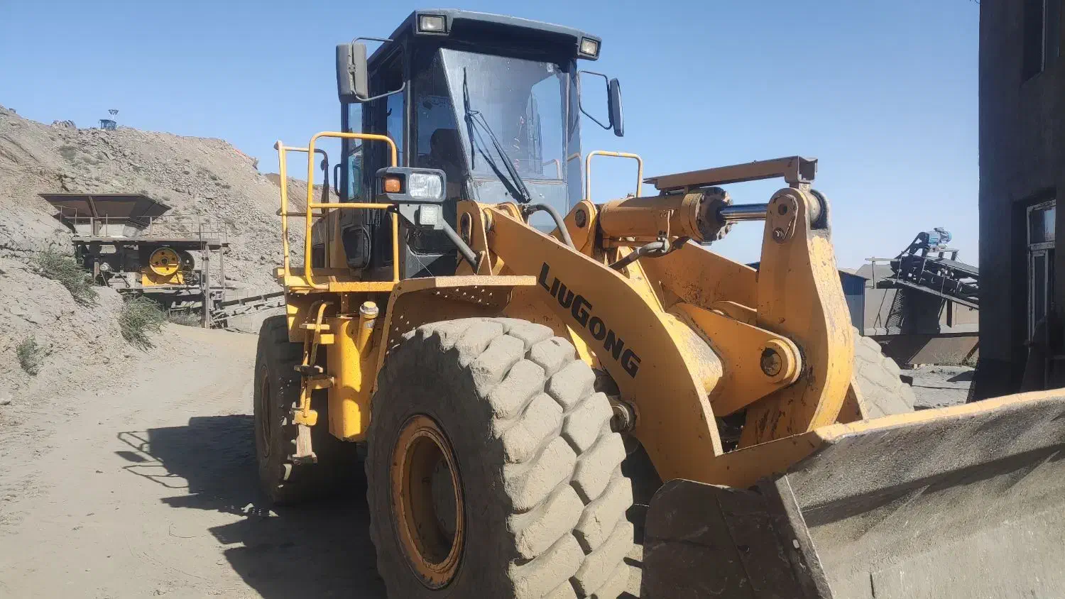 لودر لیوگانگ856|خودرو سنگین|تهران, آذری|دیوار