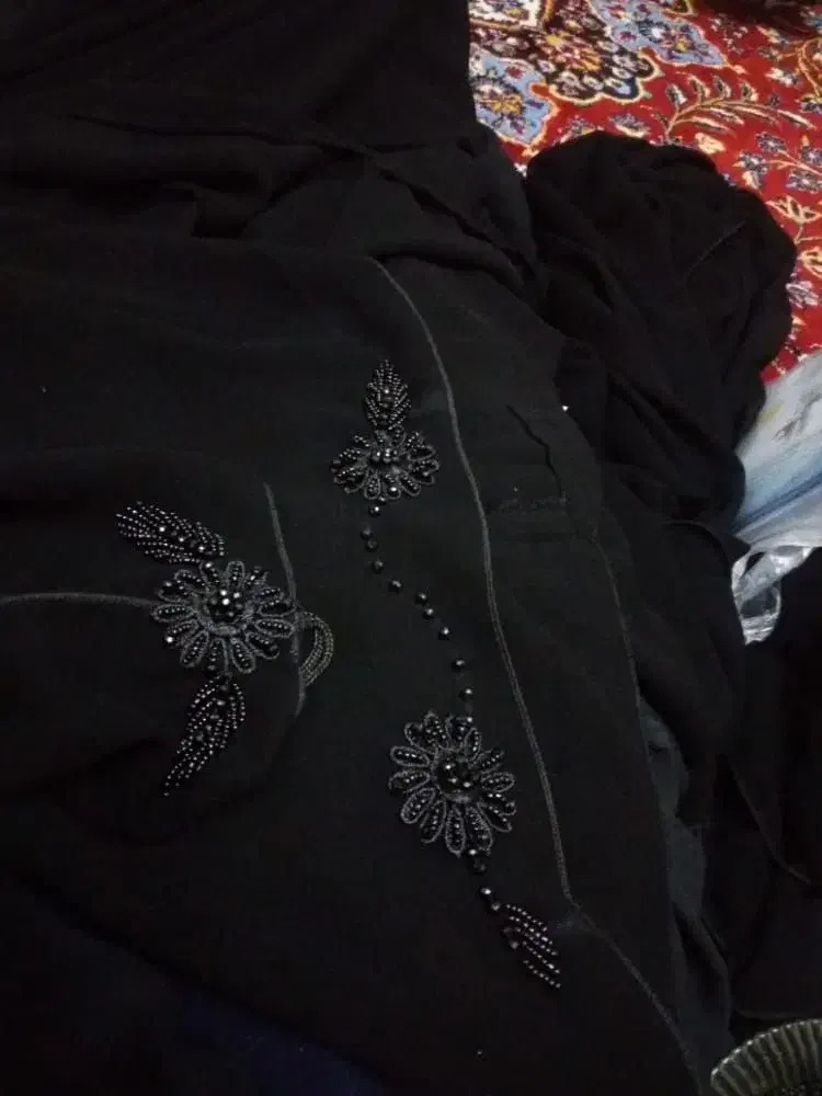 تطریز عبا|لباس|کارون, |دیوار