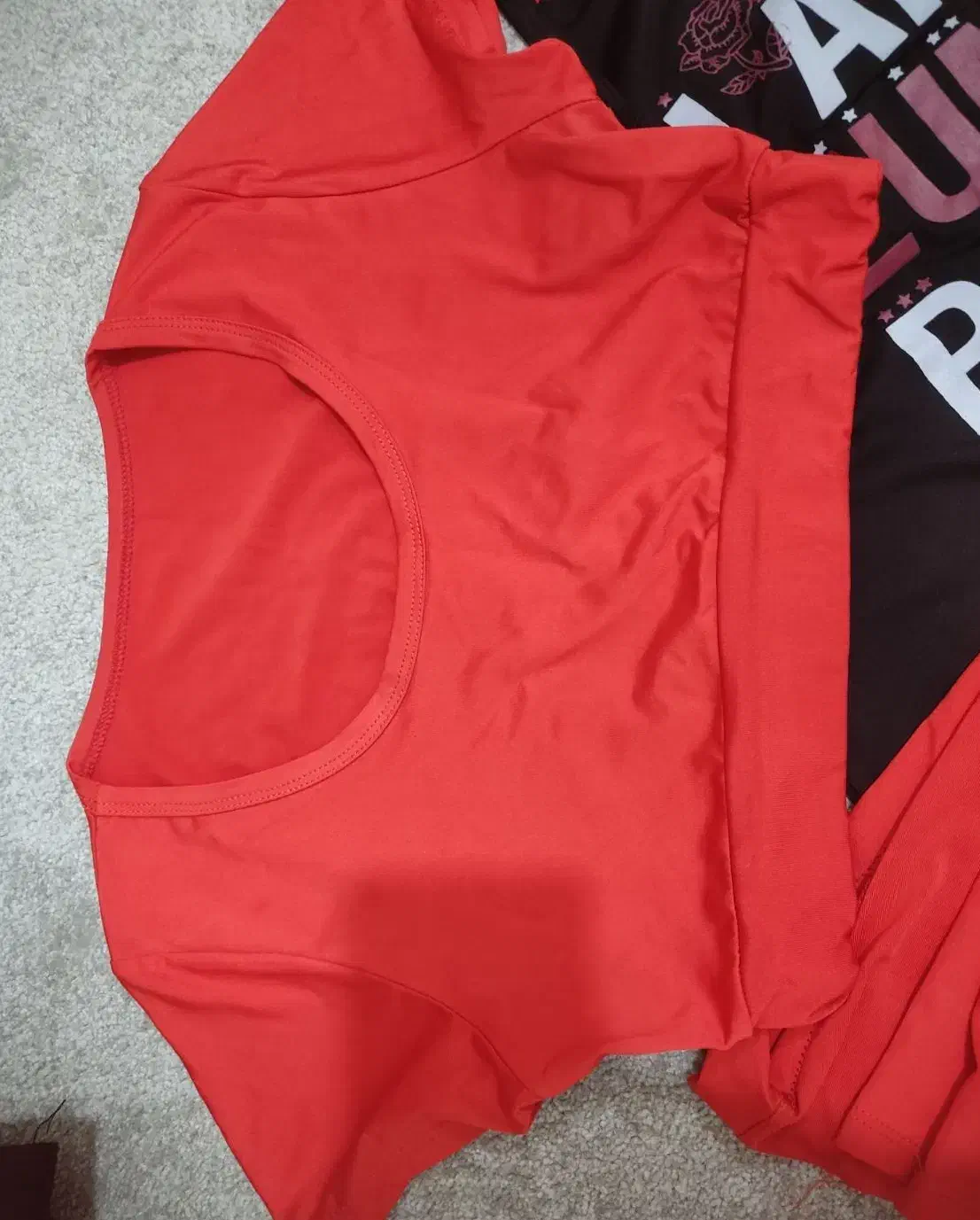 ست سه تکه باشگاه زنانه|لباس|دوگنبدان, |دیوار