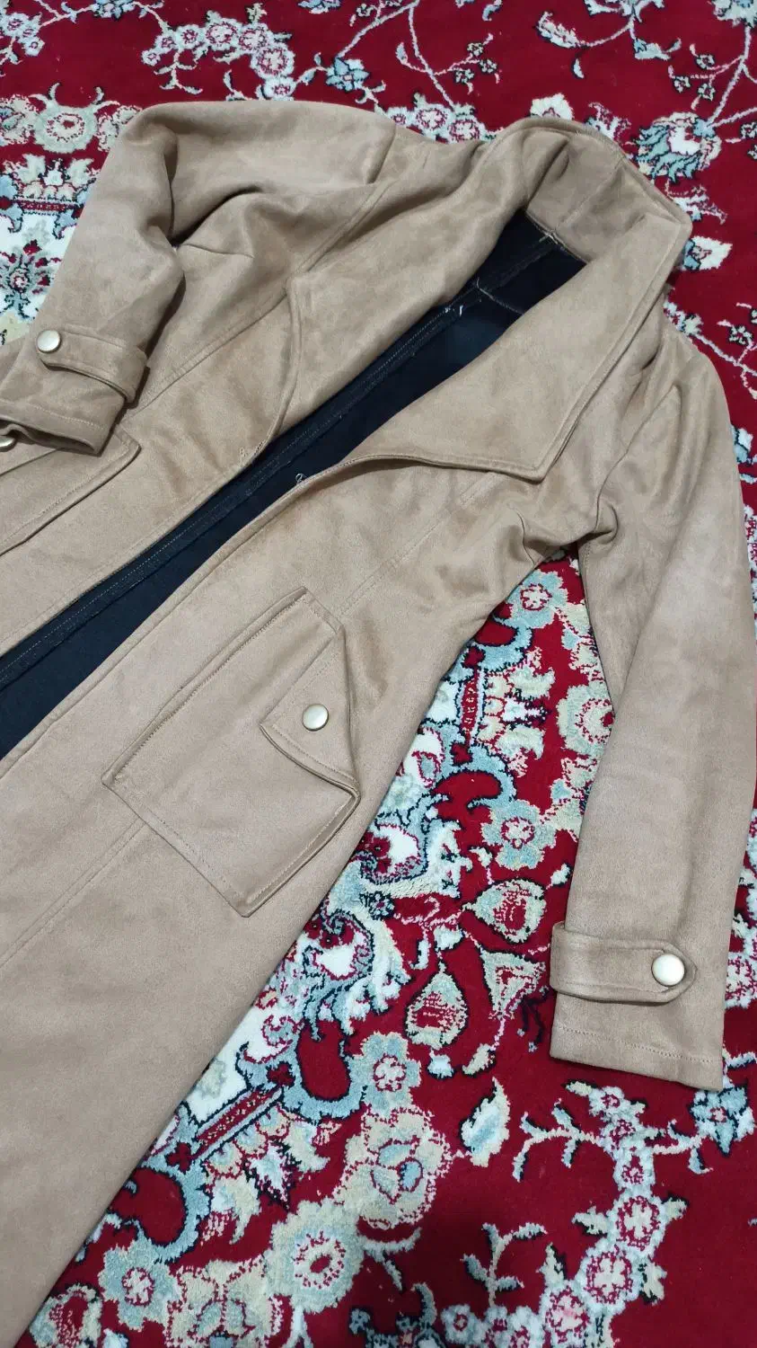 لباس ها همگی آکبند|لباس|هلیلان, |دیوار