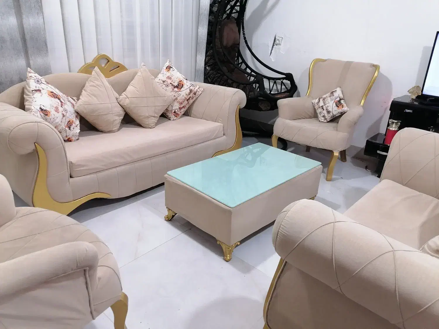 به علت کمبود جا فروش ف و ری مبلمان نخل سبز|مبلمان خانگی و میز عسلی|نیشابور, ابراهیم ادهم|دیوار