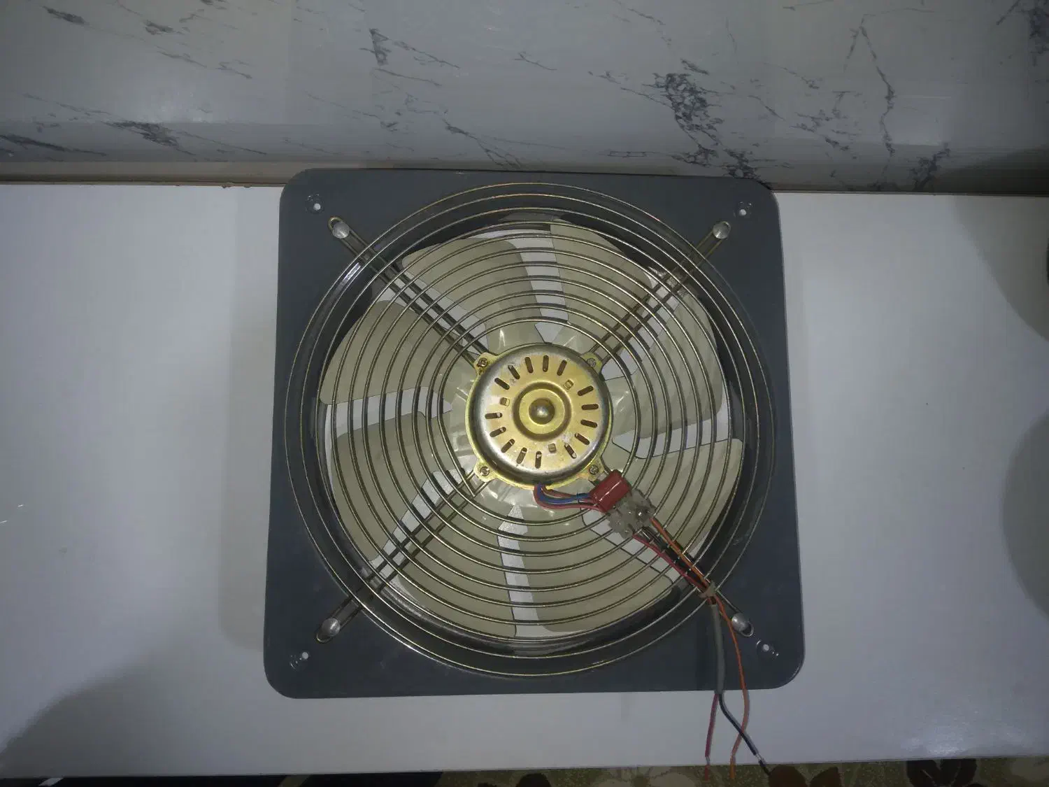 وسایل برقی تهویه|پنکه و تصفیه‌کنندهٔ هوا|بوکان, |دیوار