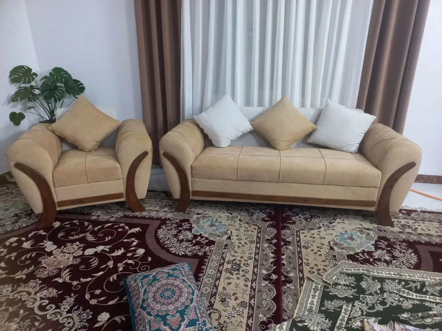 مبلمان|مبلمان خانگی و میز عسلی|فاروج, |دیوار