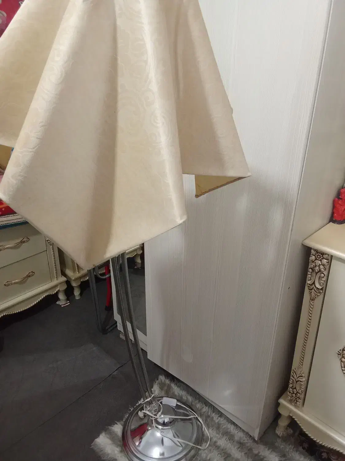 آباژوررنگ کرم|چراغ خواب و آباژور|بشاریات, |دیوار