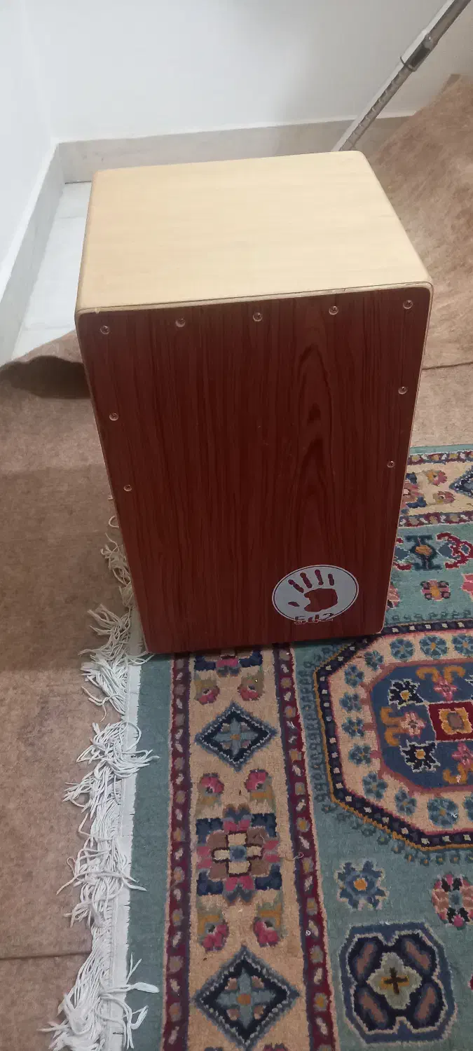 کاخن|درام و پرکاشن|قدس, شهرک فرزان|دیوار