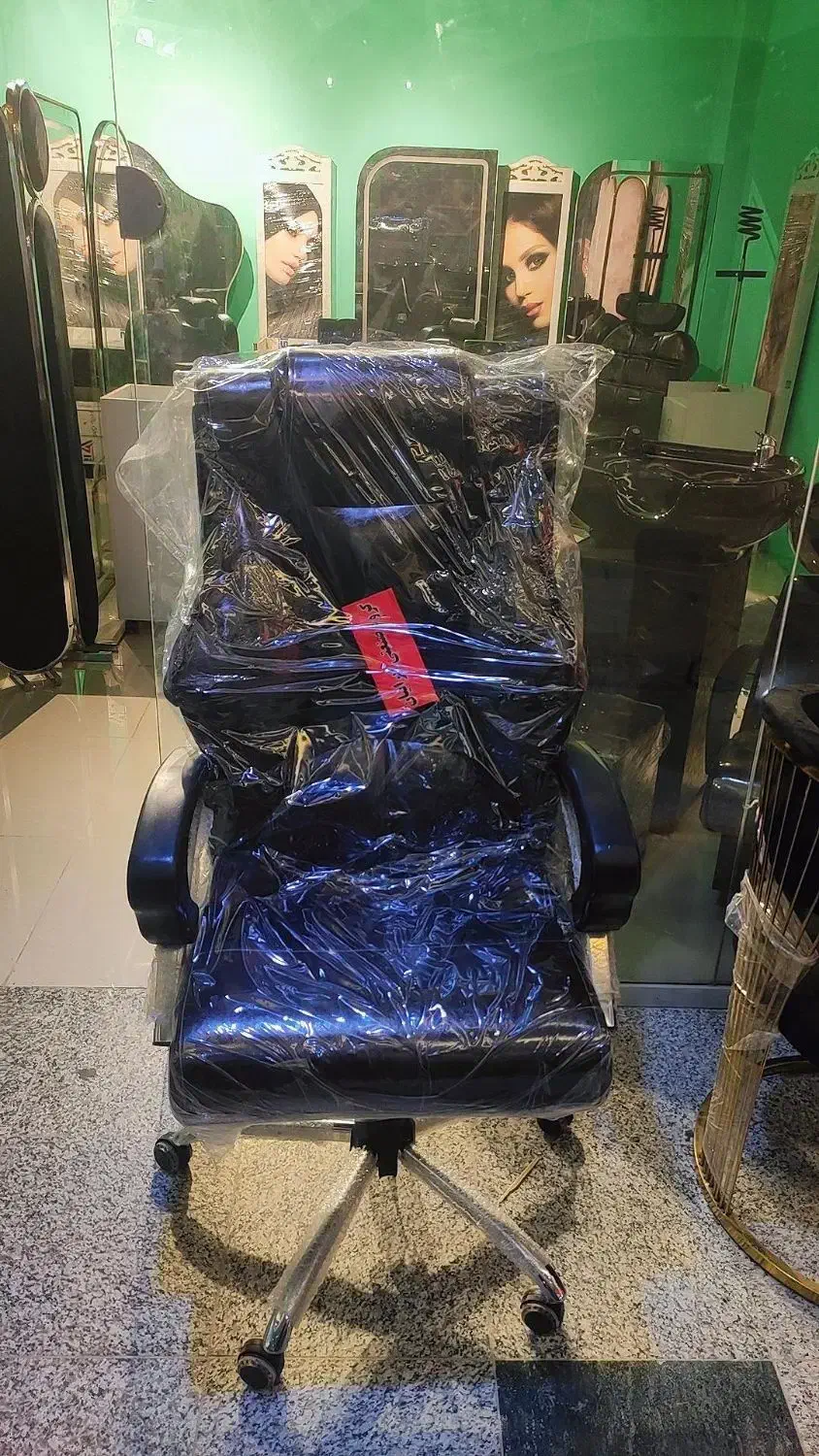 صندلی|صندلی و نیمکت|قشم, |دیوار