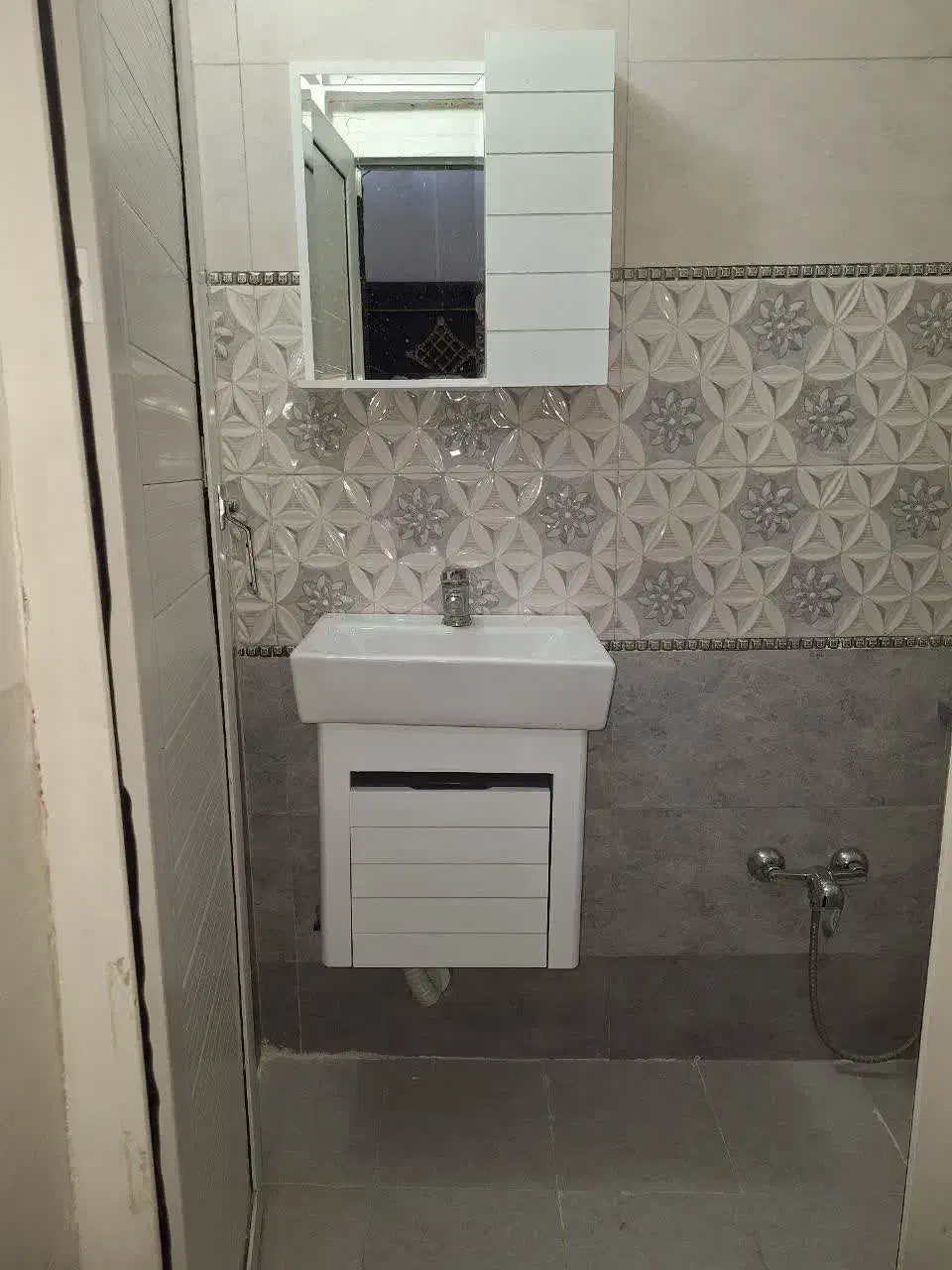 اجاره خانه مستقل|اجارهٔ خانه و ویلا|تهران, شهرک شریفی|دیوار