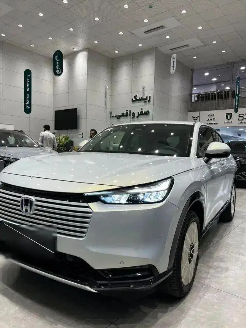 هندا hrv 2025 سفید|خودرو سواری و وانت|شیراز, ارم|دیوار