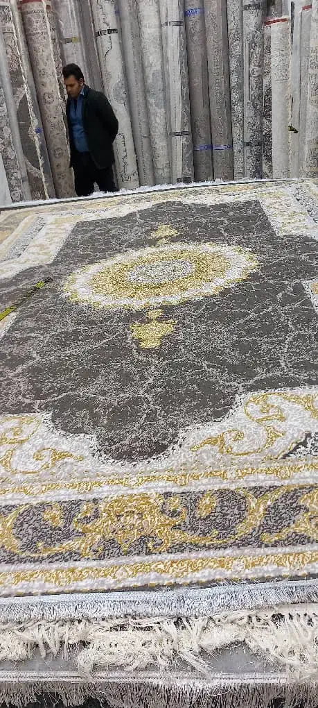 سه عدد فرش ماشینی هستش|فرش|یاسوج, |دیوار