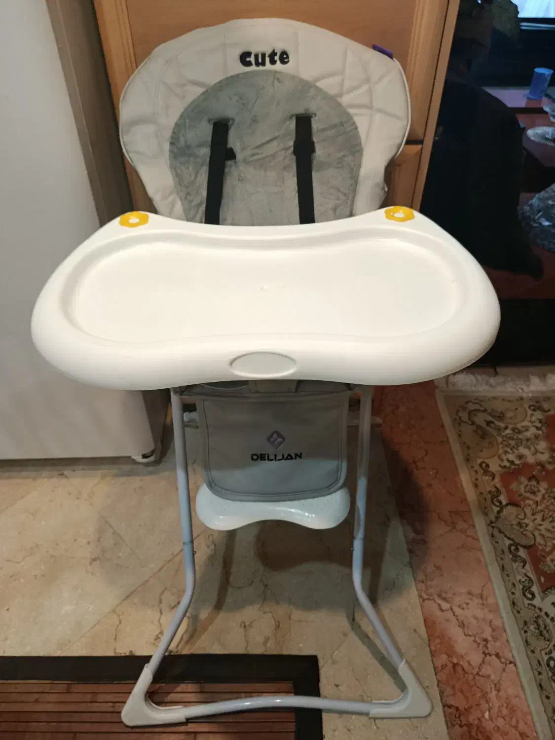 صندلی غذا خوری کودک در حد نو|تخت و صندلی بچه|تهران, تهرانپارس جنوبی|دیوار