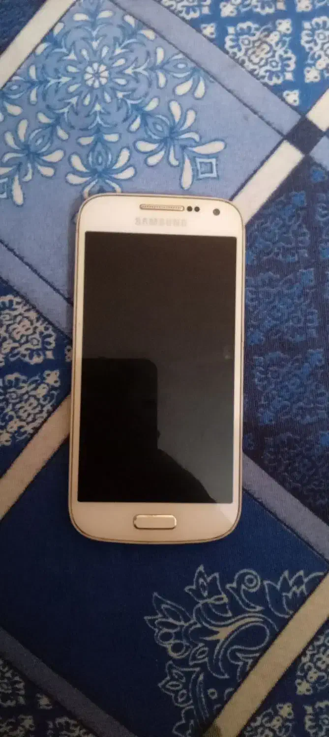 ال سی دی j7+ و s4 mini|لوازم جانبی موبایل و تبلت|پردیس, فاز ۲|دیوار