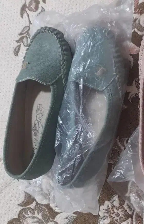 فروش یک جفت کفش سایز ۳۹ نونو|کیف، کفش، کمربند|نورآباد, |دیوار