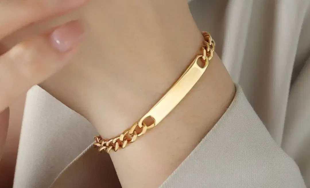 دستبند گم شده|اشیا|دزفول, |دیوار