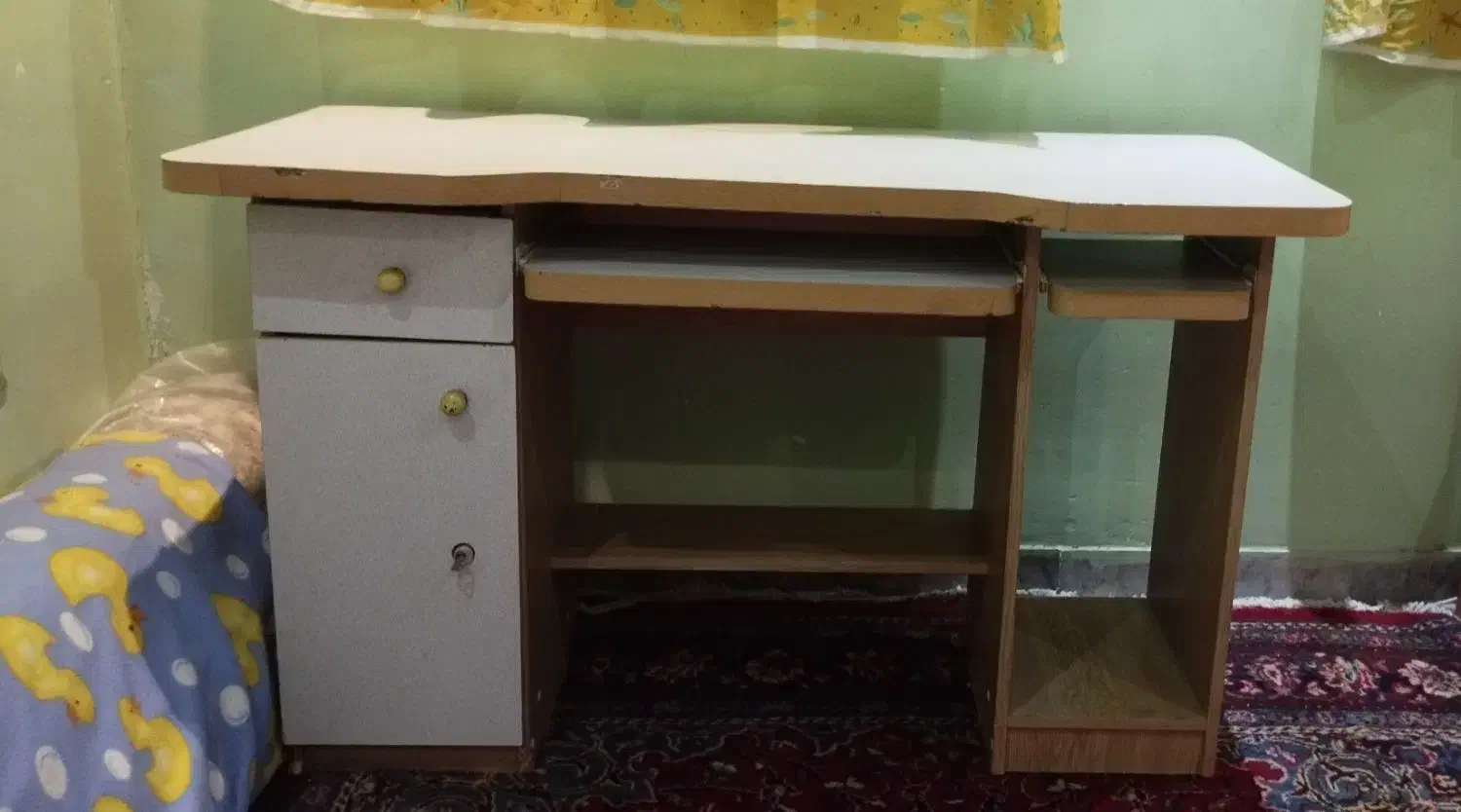 میز کامپیوتر|میز تحریر و کامپیوتر|اراک, |دیوار