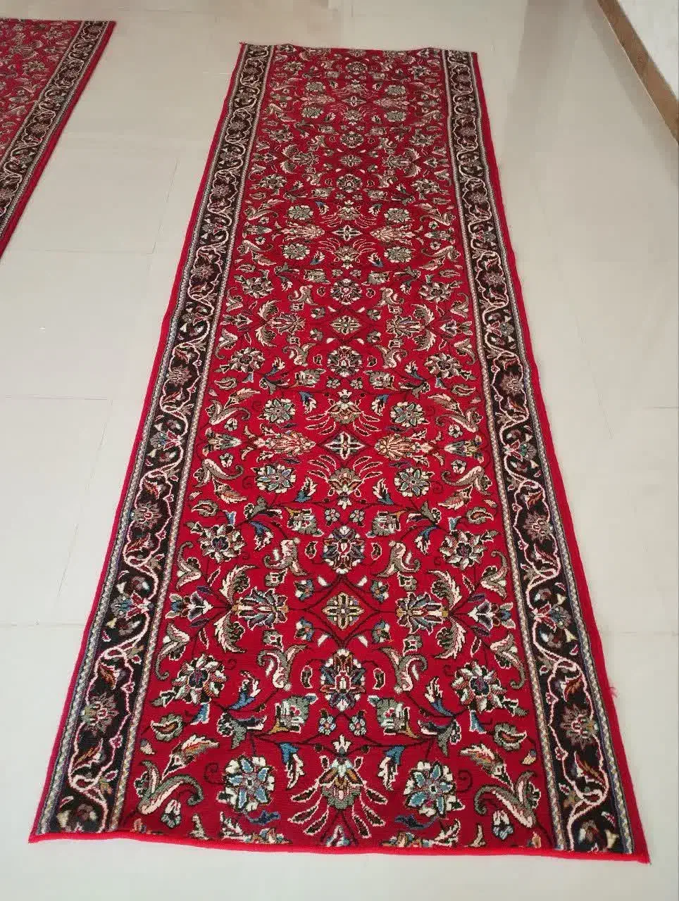 دو تخته فرش کناره ماشینی|فرش|همدان, |دیوار