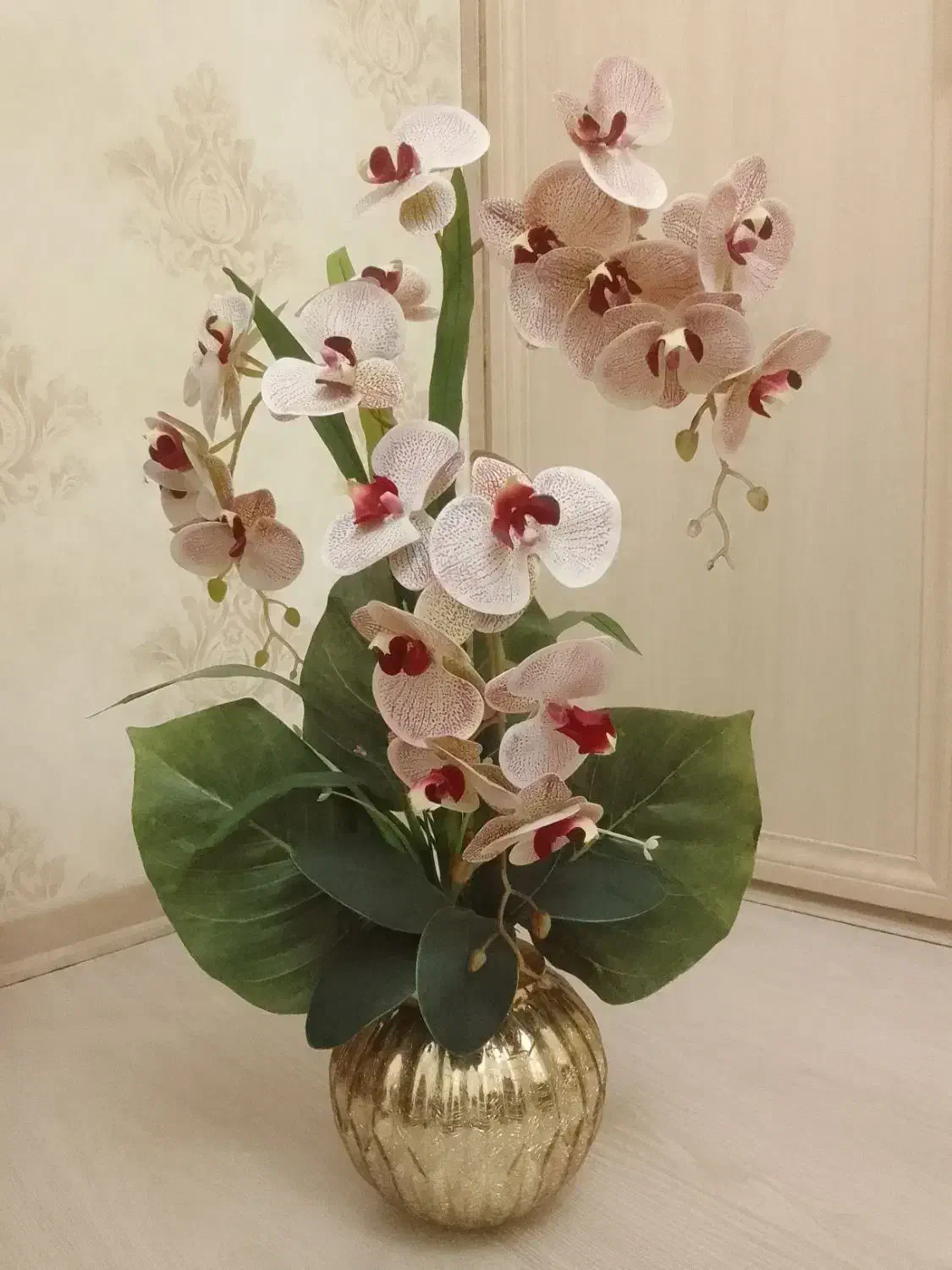 گل لیلیوم چرم|گل مصنوعی|خوی, |دیوار