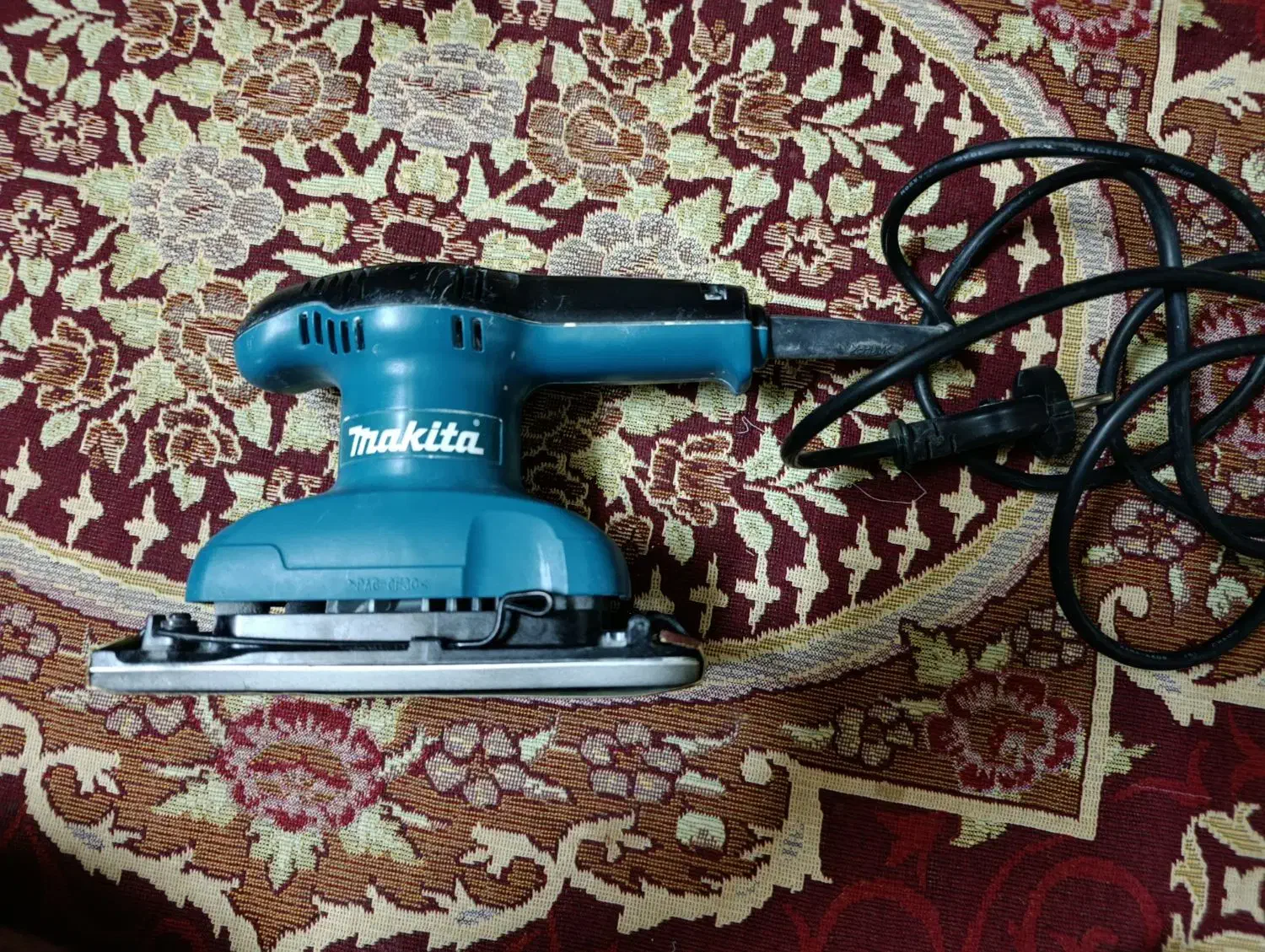 عمود بر ماکیتا اصل درحد نو|ابزارآلات|اصفهان, خواجو|دیوار