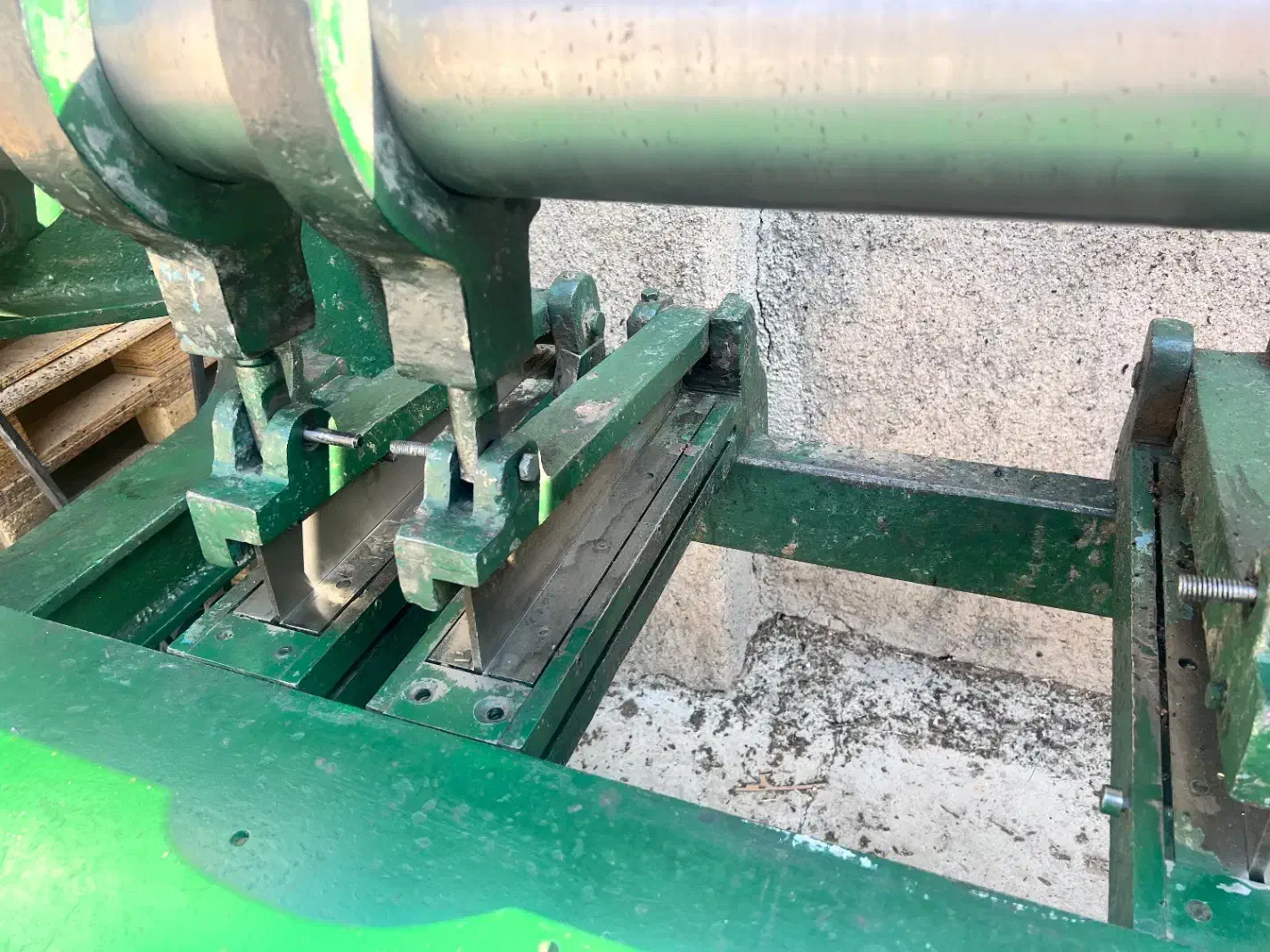 دستگاه چاک کارتن و جعبه سازی|ماشینآلات صنعتی|اسلامشهر, ایرین|دیوار