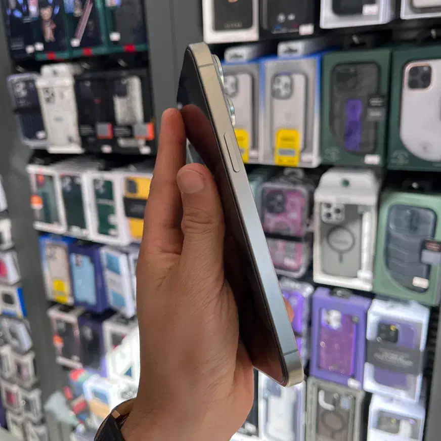 اپل iPhone 15 Pro Max با حافظه ۲۵۶ گیگابایت|موبایل|اهواز, کیانپارس |دیوار