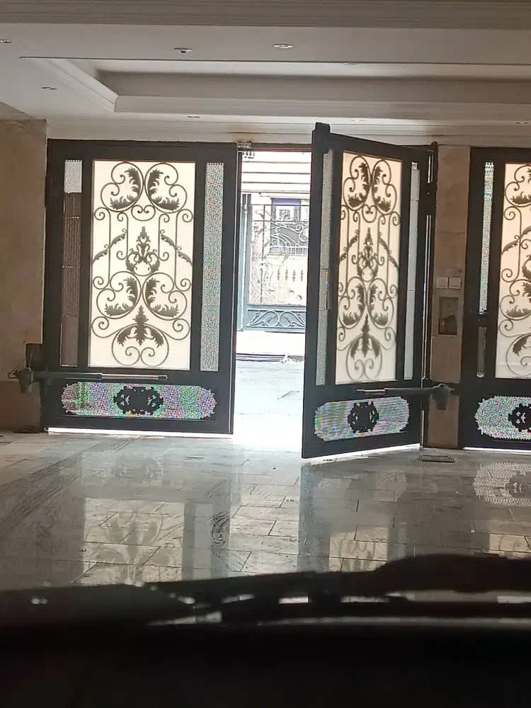 تعمیر جک درب پارکینگ و کرکره برقی|خدمات پیشه و مهارت|کرج, باغستان|دیوار