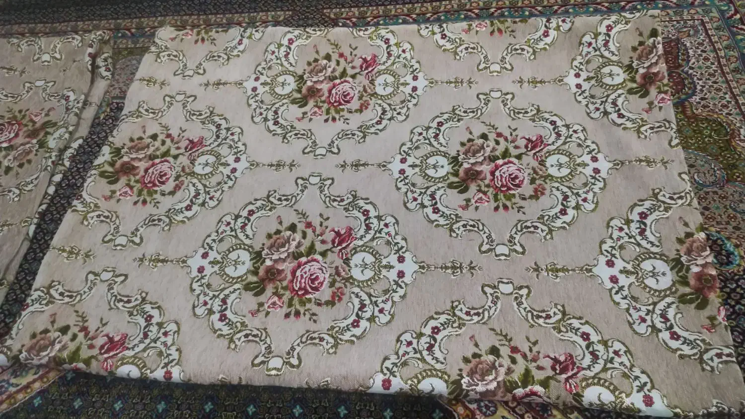 روپوش پشتی درحدنو|مبلمان خانگی و میز عسلی|زابل, |دیوار