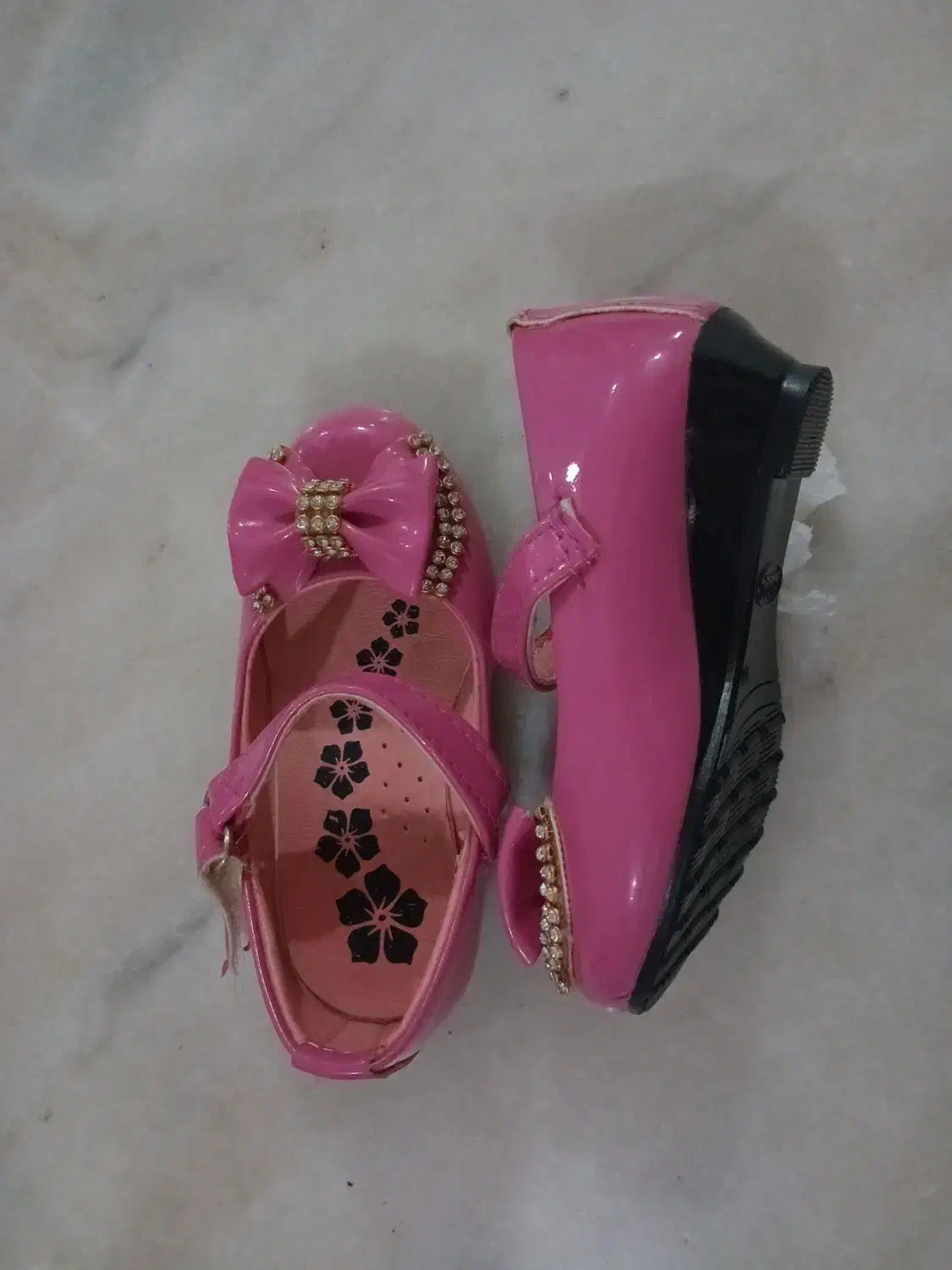 کفش بچگانه|کفش و لباس بچه|کرمانشاه, |دیوار