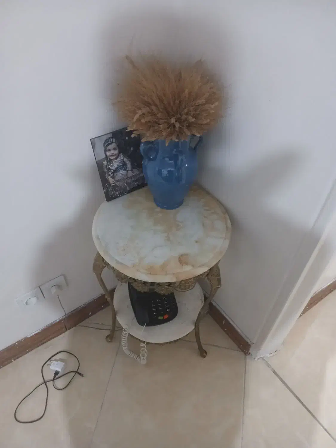 میز تلفن برنزه در حد نو|میز تلفن|تهران, مسعودیه|دیوار