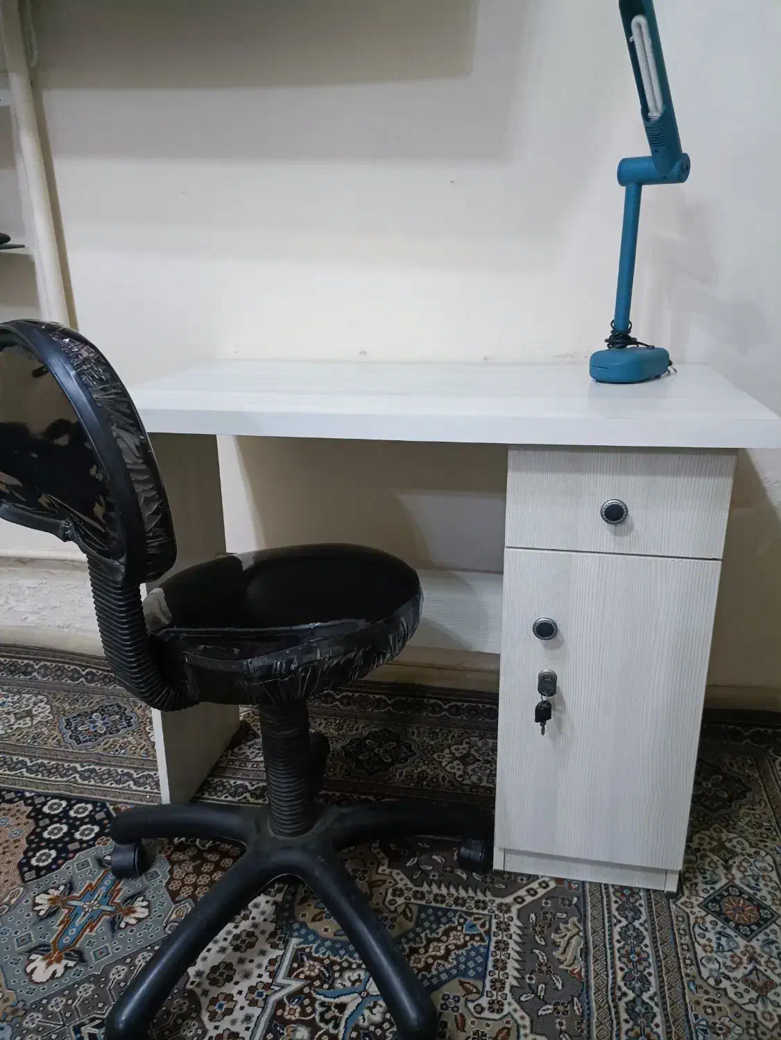 میز تحریر و صندلی|میز تحریر و کامپیوتر|تهران, طیب|دیوار