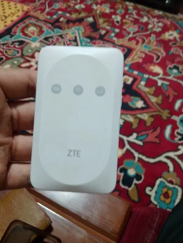 مودم جیبی ZTE|مودم و تجهیزات شبکه|کوار, |دیوار