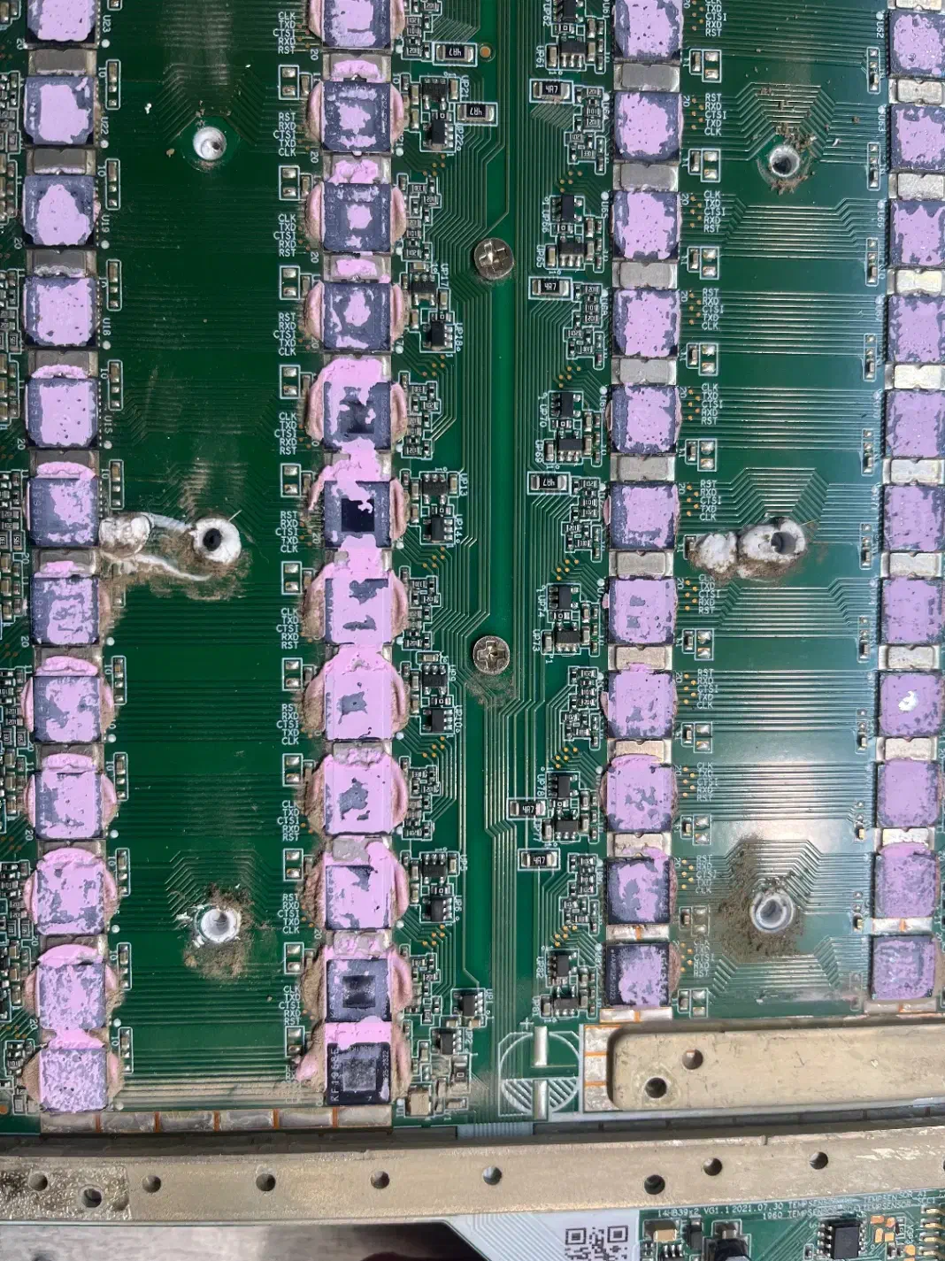 استخدام تعمیرکار برد الکترونیک|استخدام صنعتی، فنی، مهندسی|تهران, تهرانپارس غربی|دیوار