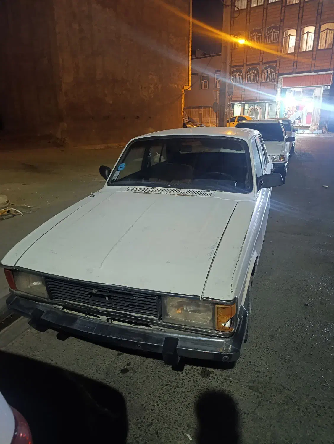 پیکان سواری مدل ۸۱|خودرو سواری و وانت|قم, چهل درخت|دیوار