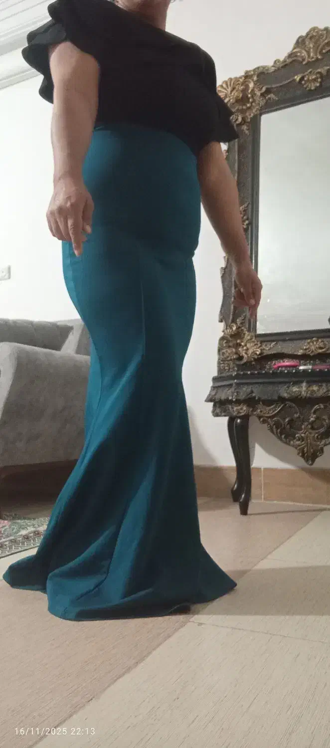 لباس مجلسی|لباس|گرگان, |دیوار