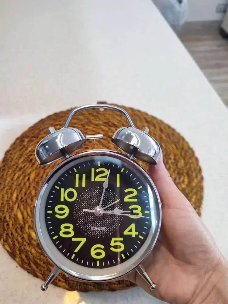 ساعت رومیزی|ساعت|صدرا-فارس, فاز ۲|دیوار