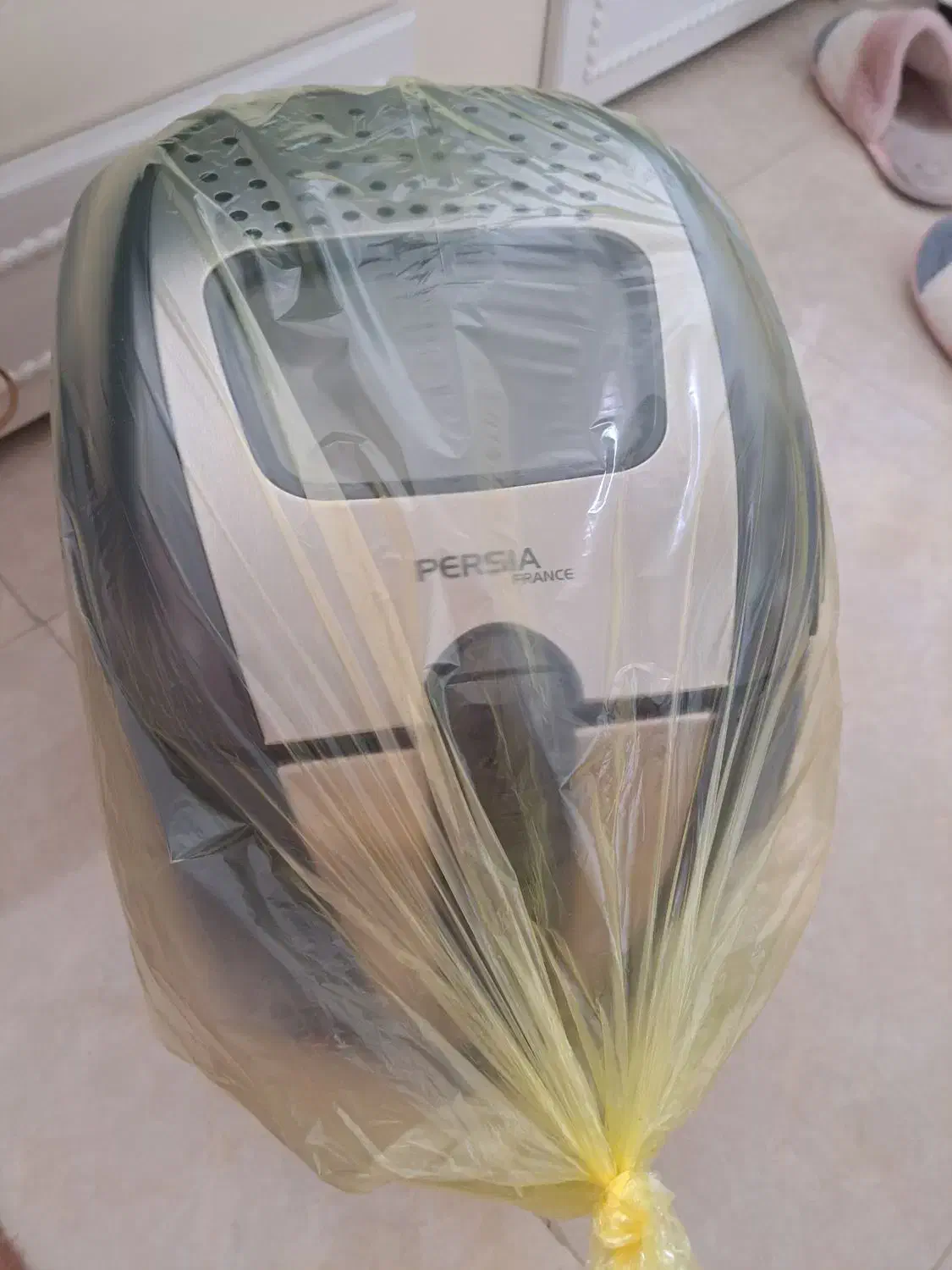 فروش یک دستگاه سرخ کن و چرخ گوشت آکبند بدون کارتون|اجاق گاز و لوازم برقی پختوپز|سنندج, |دیوار