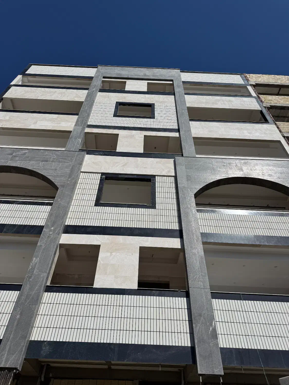 ۱۲۰ متر / سنددار / روبه نما و روبه افتاب / نوساز|فروش آپارتمان|کرج, گلشهر|دیوار