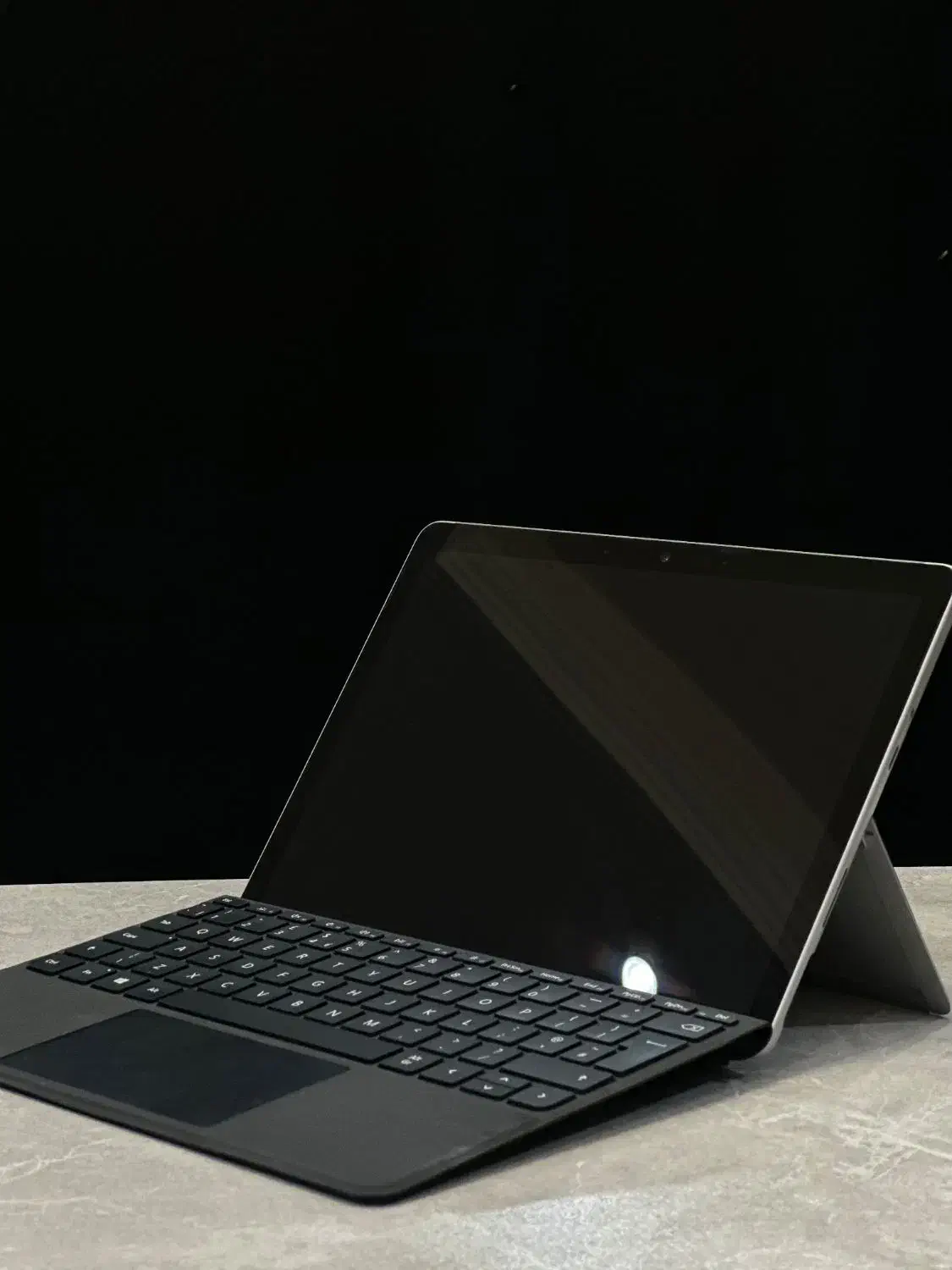 سرفیس گو ۱ ۸/۱۲۸ به همراه کیبرد و شارژر|رایانه همراه|تهران, خانی آباد نو شمالی|دیوار