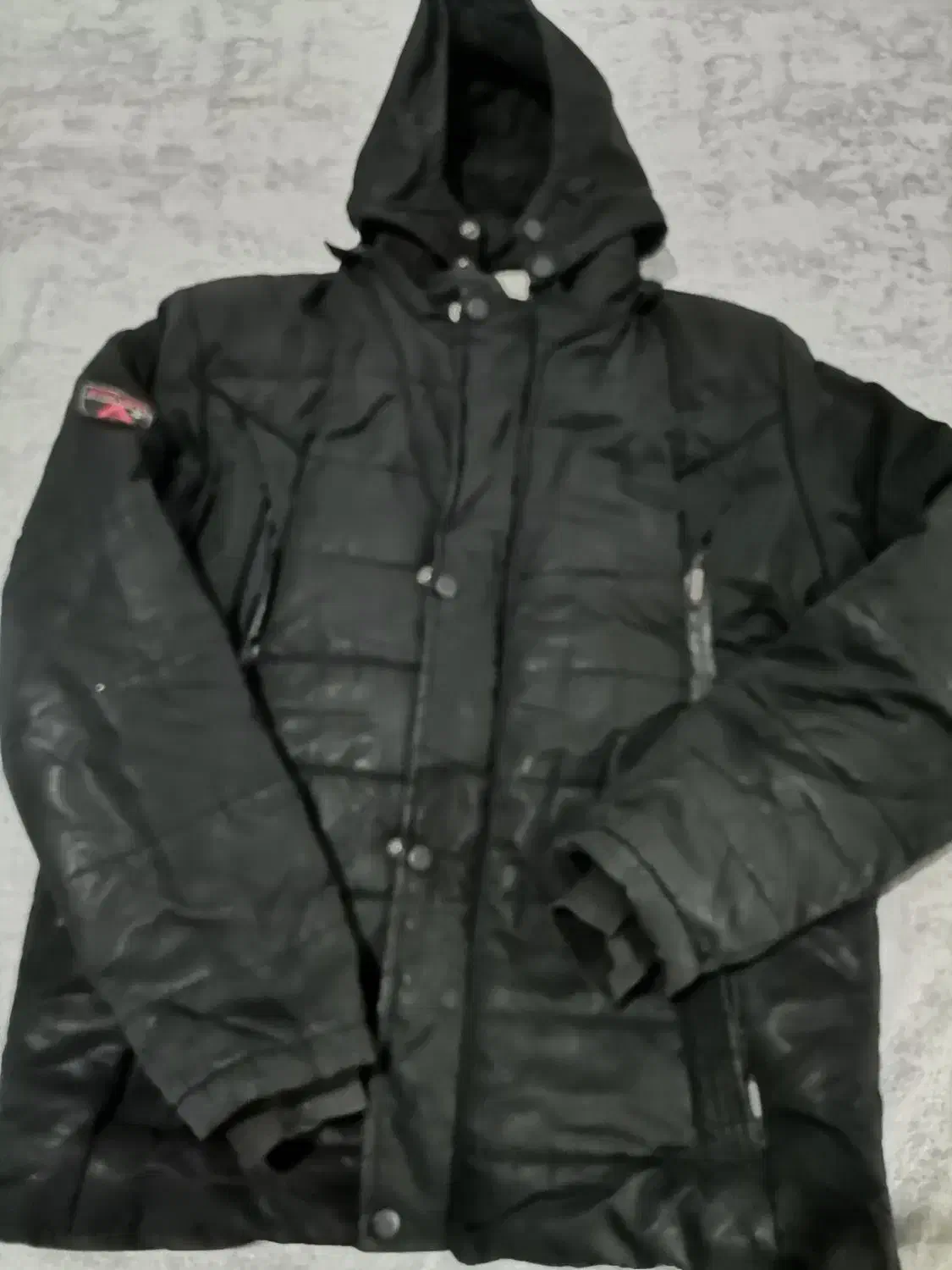 کاپشن پسرانه|لباس|مشهد, کوشش|دیوار