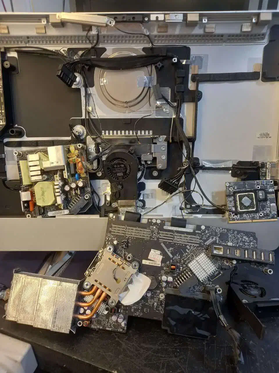 قطعاتALL IN ONEاپل A1311|قطعات و لوازم جانبی رایانه|تهران, دانشگاه شریف|دیوار