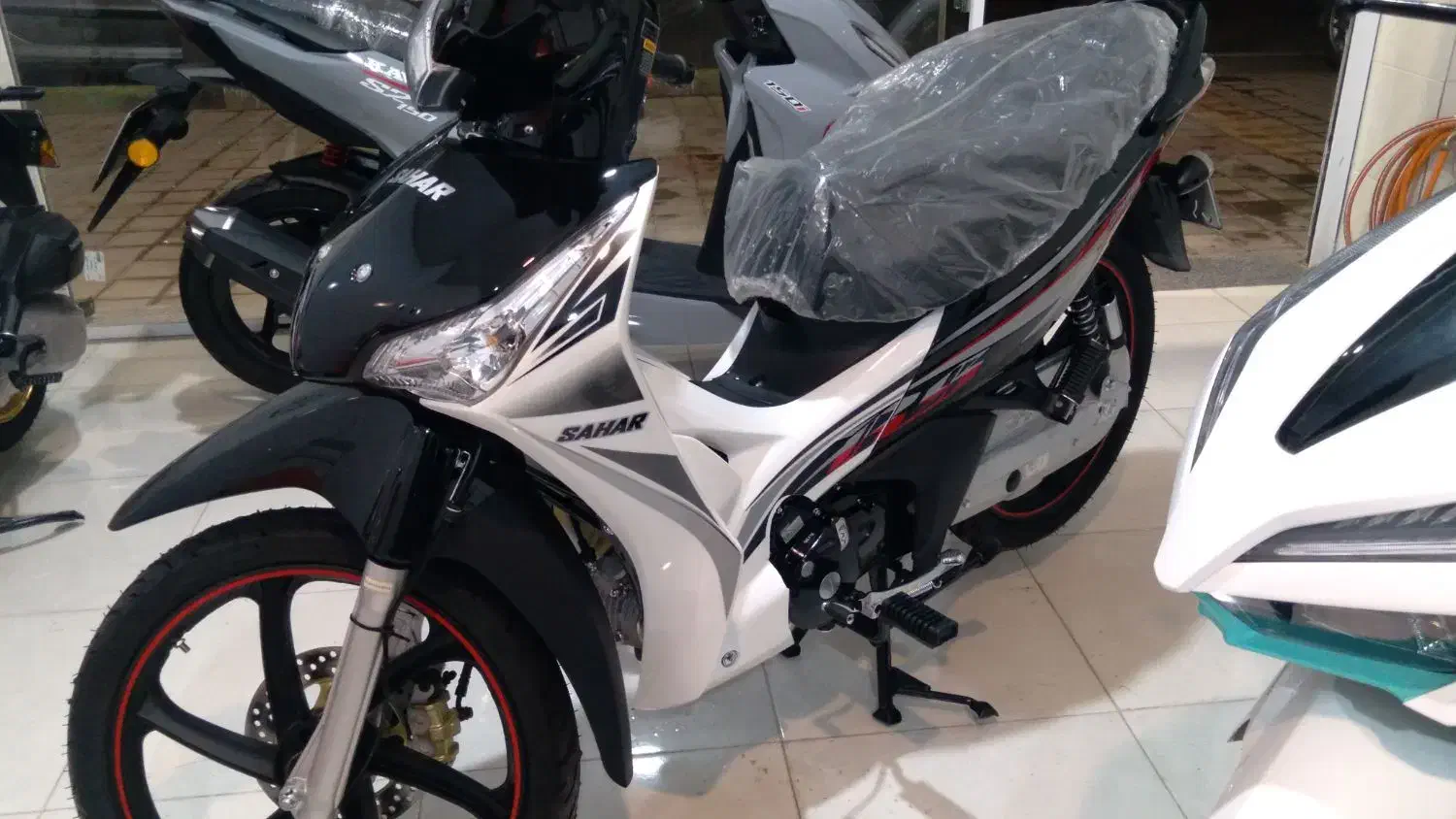 بی کلاچ سحر ۱۳۵ صفر خشک|موتورسیکلت|رفسنجان, |دیوار