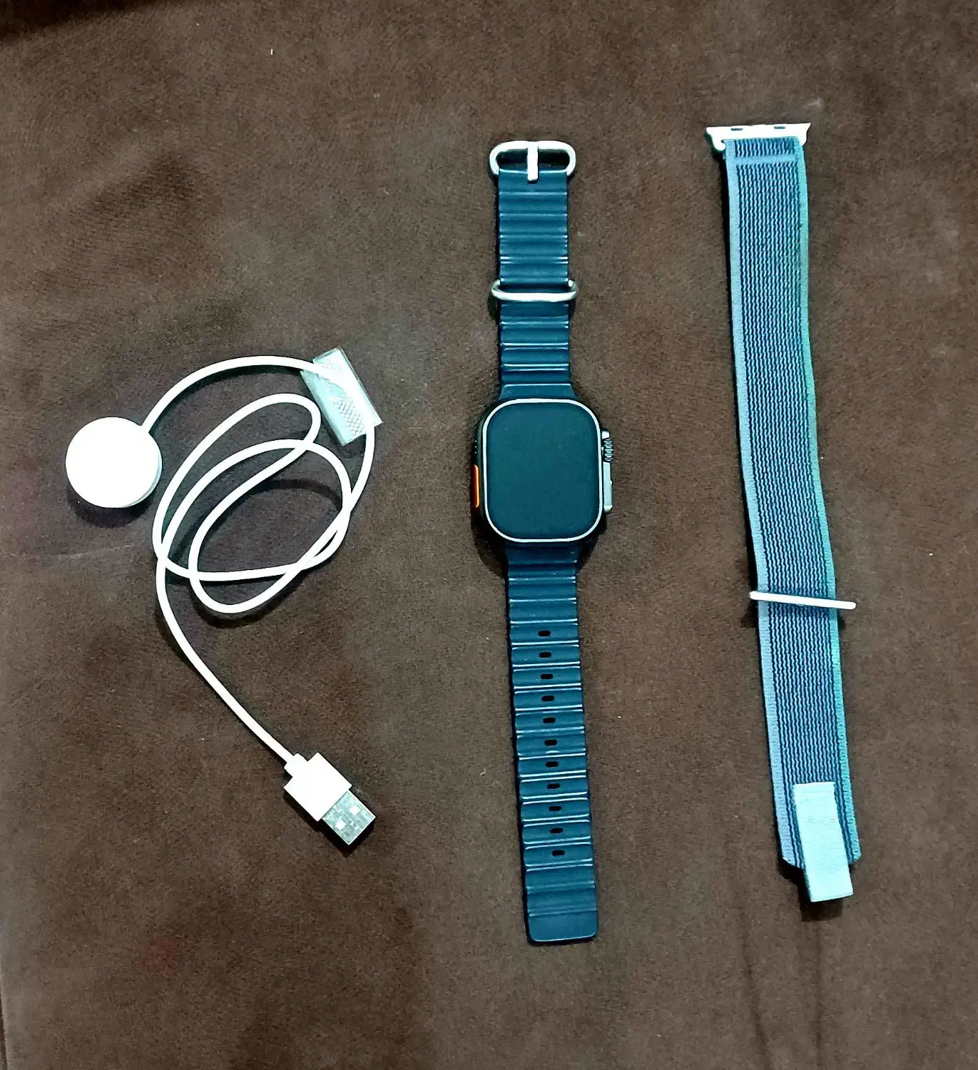 ساعت هوشمند همراه با بند زاپاس ، سیم شارژر و جعبه|ساعت|برازجان, |دیوار