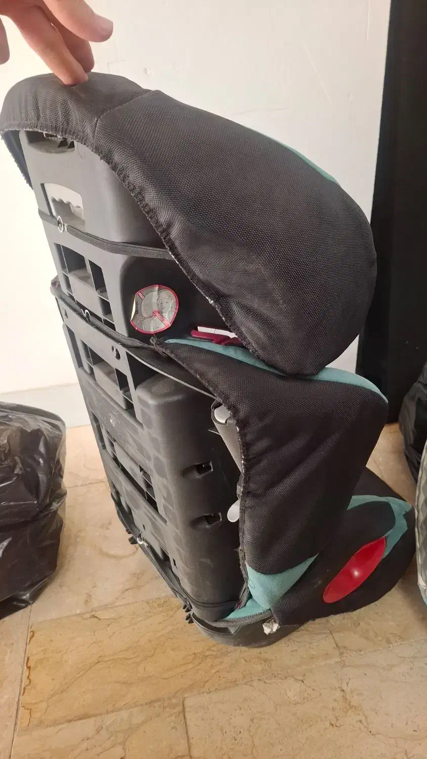 صندلی غذا و صندلی ماشین کودک|تخت و صندلی بچه|ساری, |دیوار