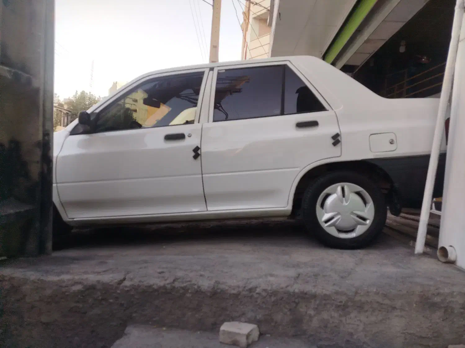 پراید ۹۷ در حد خشک اتاق عوض بدون نقطه جهت معاوضه|خودرو سواری و وانت|ایلام, |دیوار