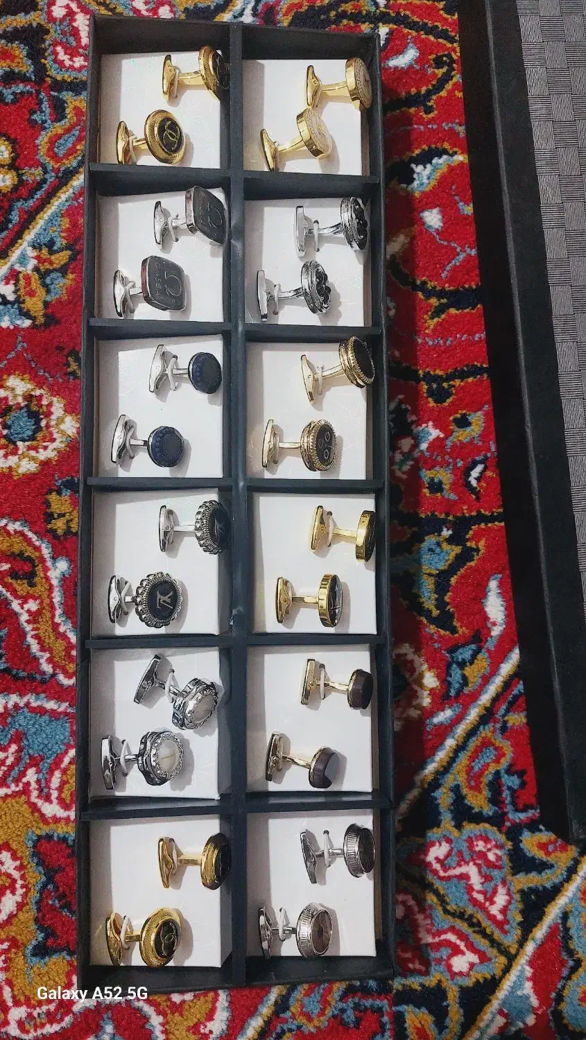 دکمه سر استین لباس بلوچی|لباس|زابل, |دیوار