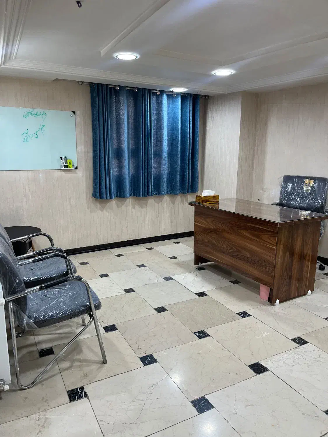 اجاره اتاق اداری به صورت ساعتی،روزانه،هفتگی،ماهانه|اجارهٔ کوتاهمدت دفتر کار و فضای آموزشی|ری, فیروزآبادی|دیوار